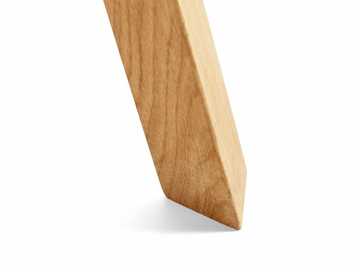 Hay triangle leg bench story 1